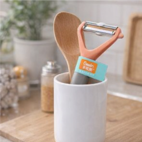 Gawin Kitchen Peeler - Blue
