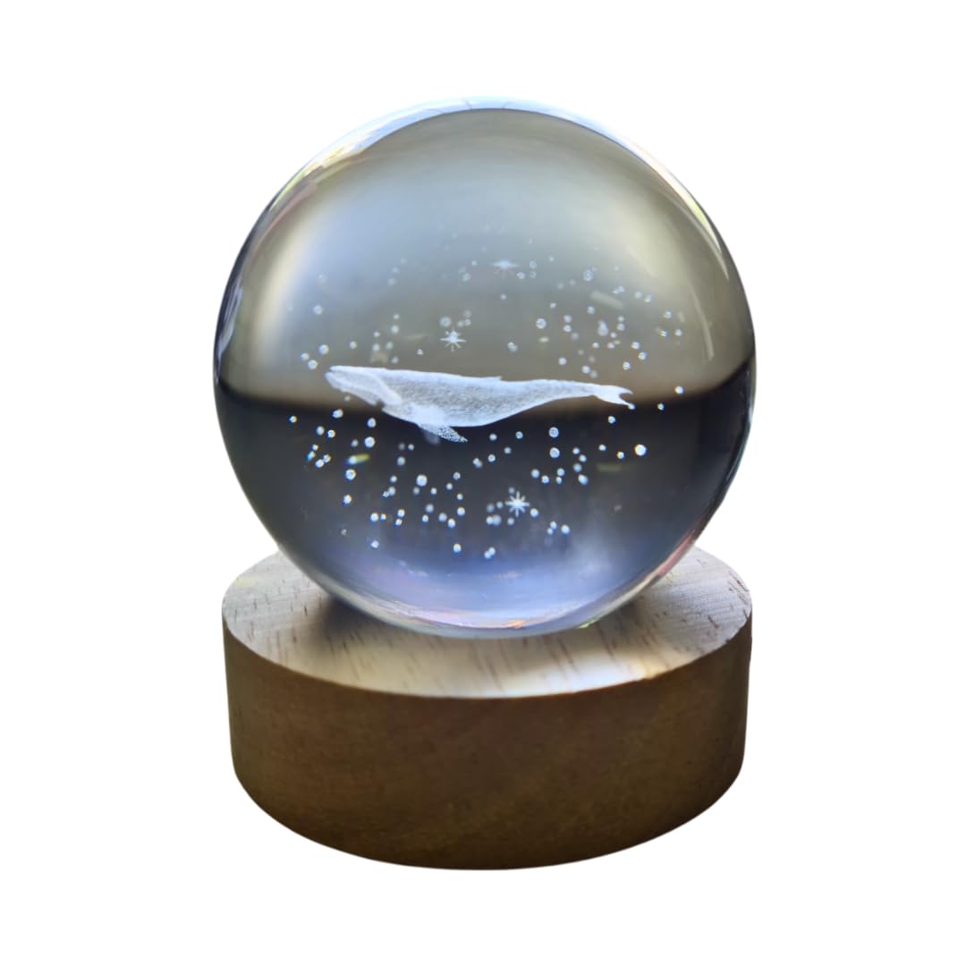 Small Crystal Ball Lamp with 3D Engraving and Luminous Base - Whale