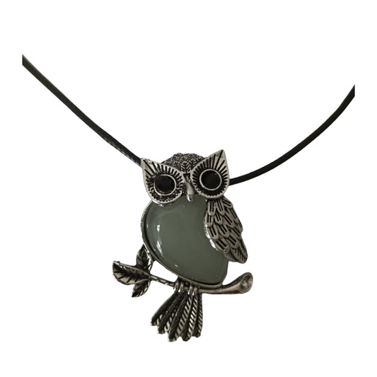 Earth Stone Collection - Owl Crystal Stone Necklace (Aventurine)