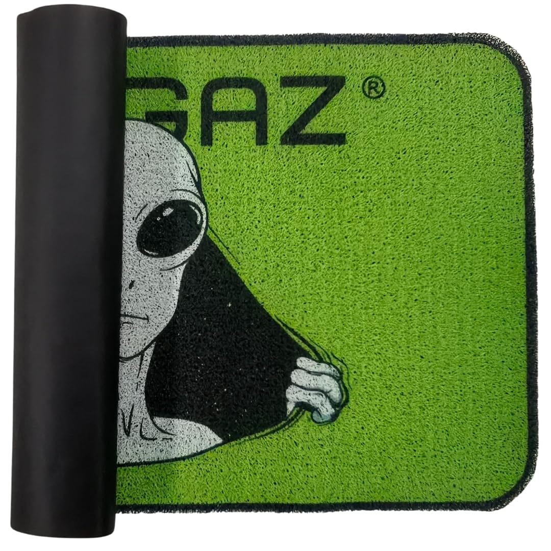 Premium Non-Slip Doormat - Green Alien