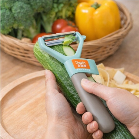 Gawin Kitchen Peeler - Orange